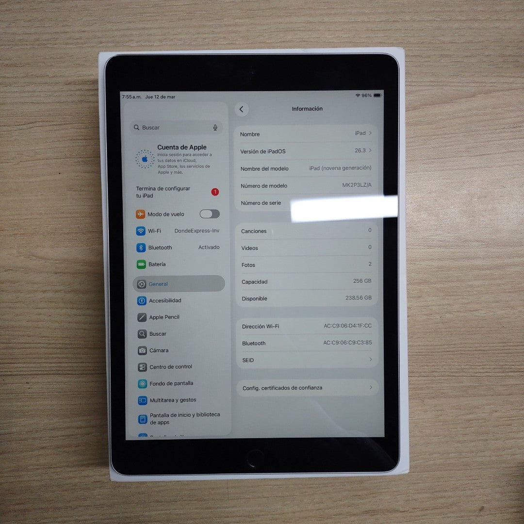 TABLETA APPLE IPAD 9 A2602 256 GB 3 GB RAM (SEMINUEVO)