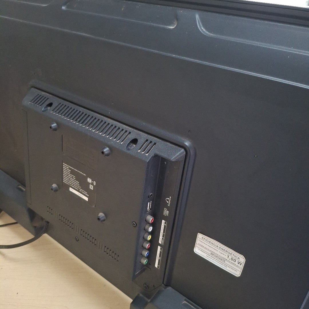 PANTALLA OTRAS MARCAS OTROS MODELOS 32" LED HD (SEMINUEVO)