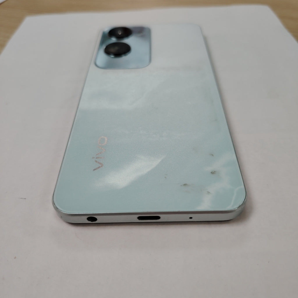 CELULAR VIVO Y18 V2333 256 GB 8 GB RAM (SEMINUEVO)