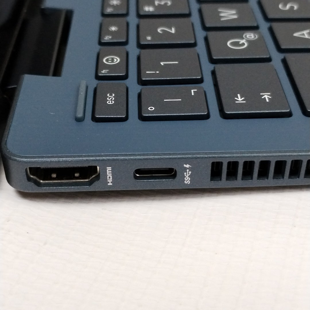 LAPTOP HP PAVILION X360 14-EK0008LA (2024) 512 GB SSD 8 GB RAM (SEMINUEVO)