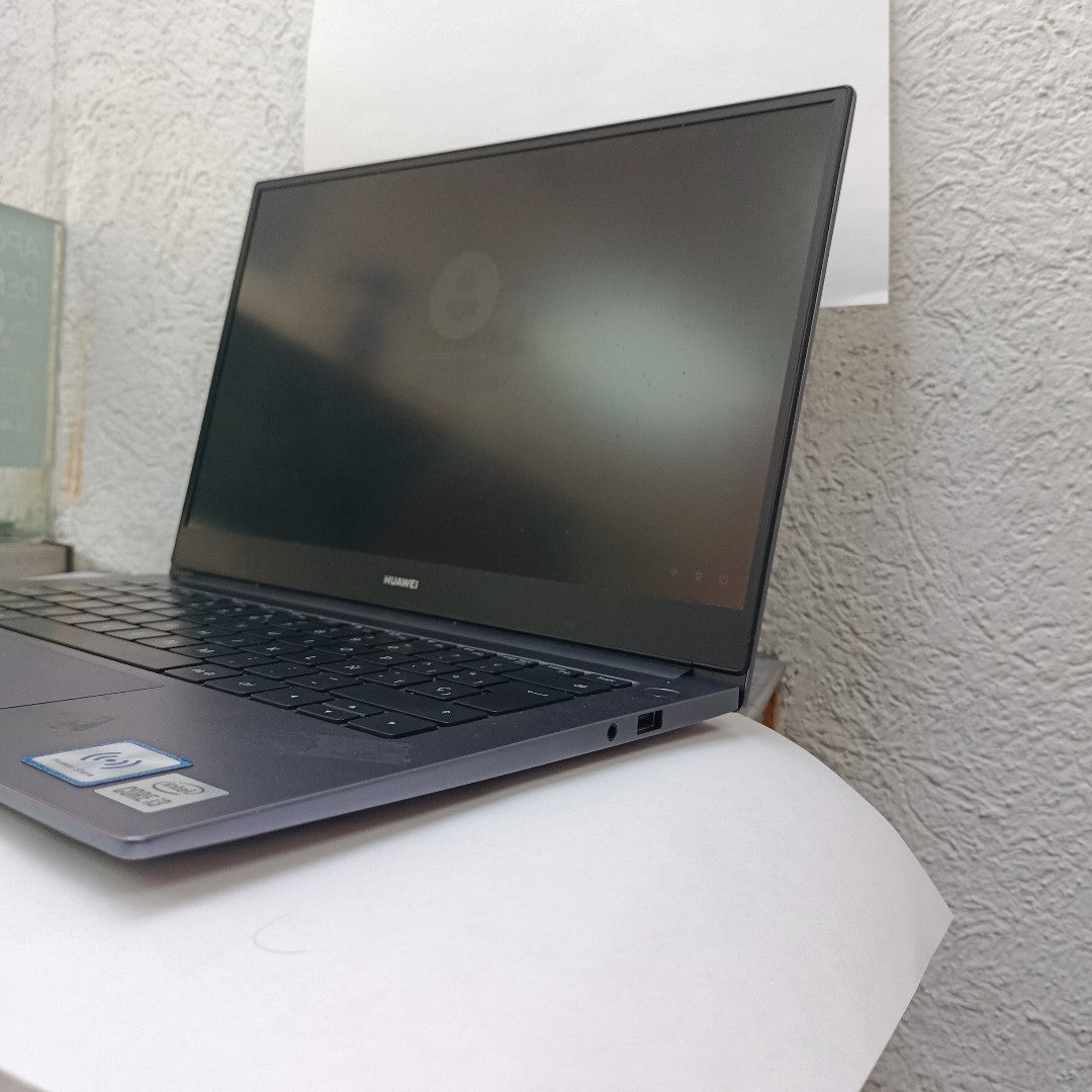 LAPTOP HUAWEI MATEBOOK D14 NBB-WAI9 (2020) 256 GB SSD 8 GB RAM (SEMINUEVO)