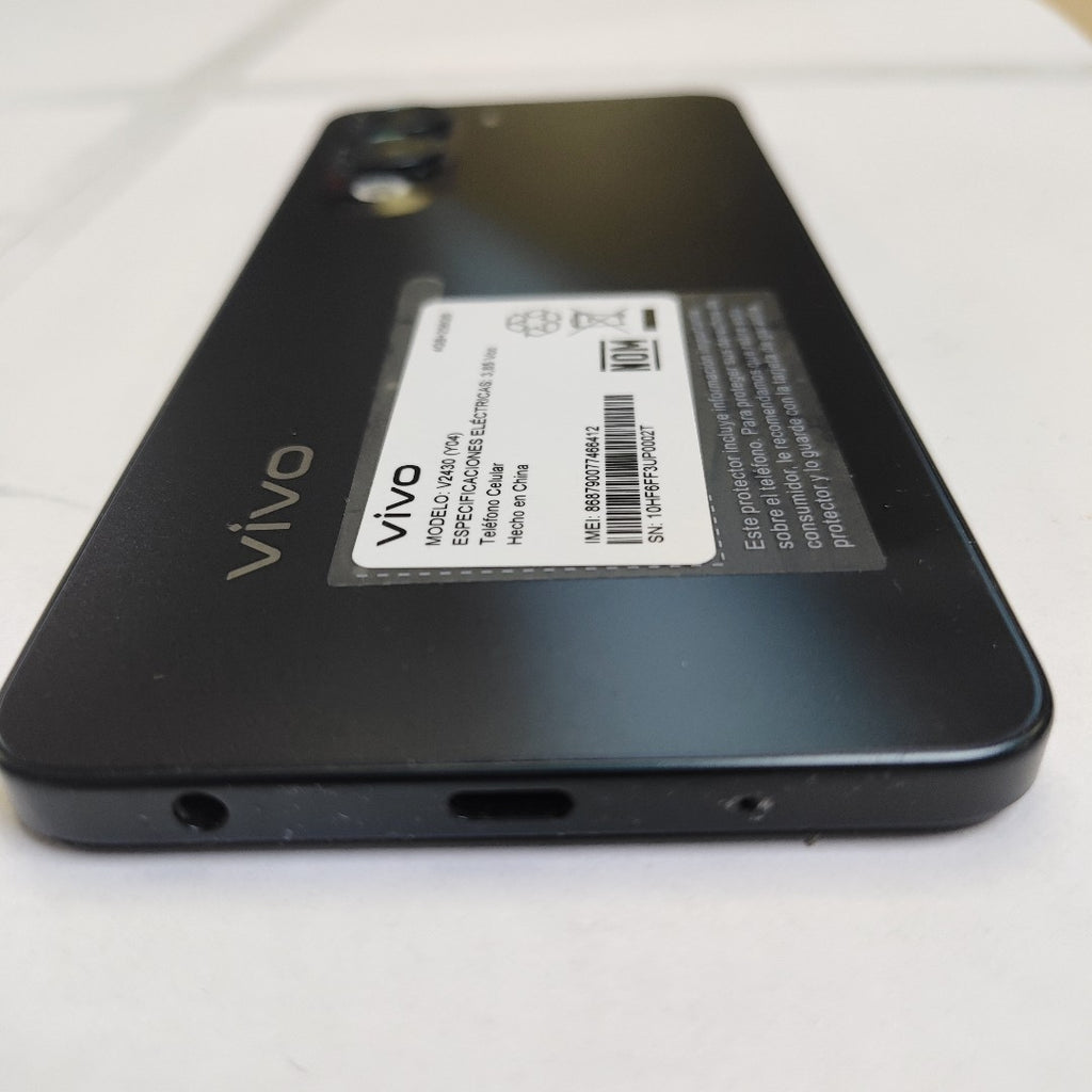 CELULAR VIVO Y04 V2430 (2025) 256 GB 4 GB RAM (SEMINUEVO)