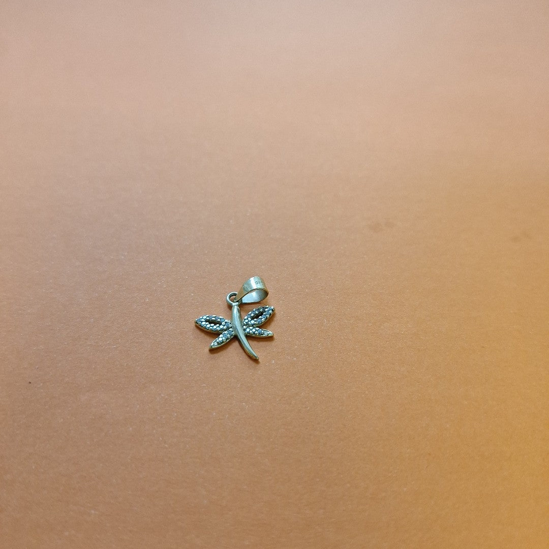 DIJE ORO 10 K 0.9 GRMS (SEMINUEVO)