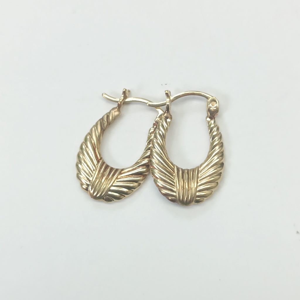 ARRACADAS PAR ORO 10 K 1.3 GRMS (SEMINUEVO)