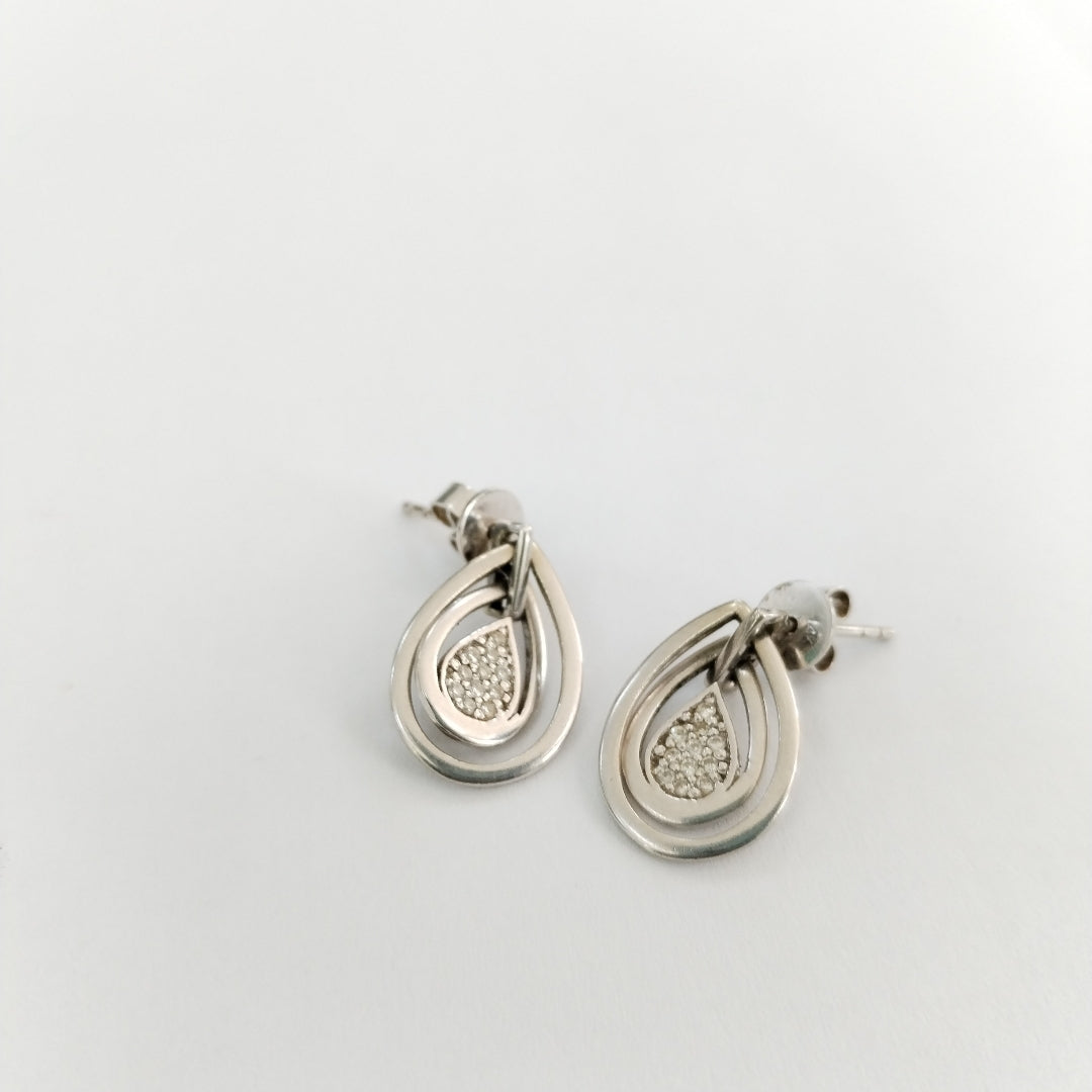 ARETES PAR ORO, ORO BLANCO 14 K 4.2 GRMS (SEMINUEVO)