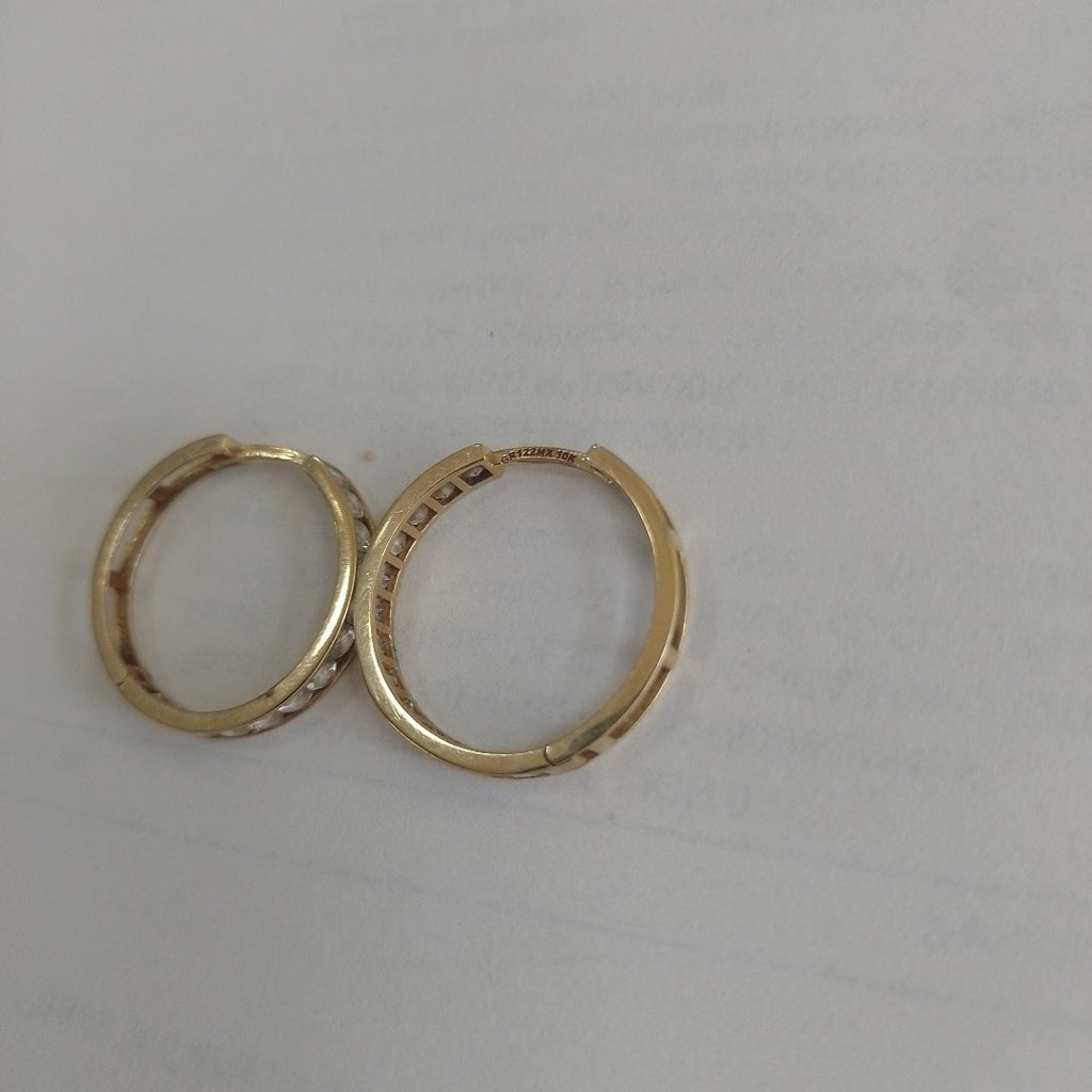 ARRACADAS PAR ORO 10 K 3.3 GRMS (SEMINUEVO)