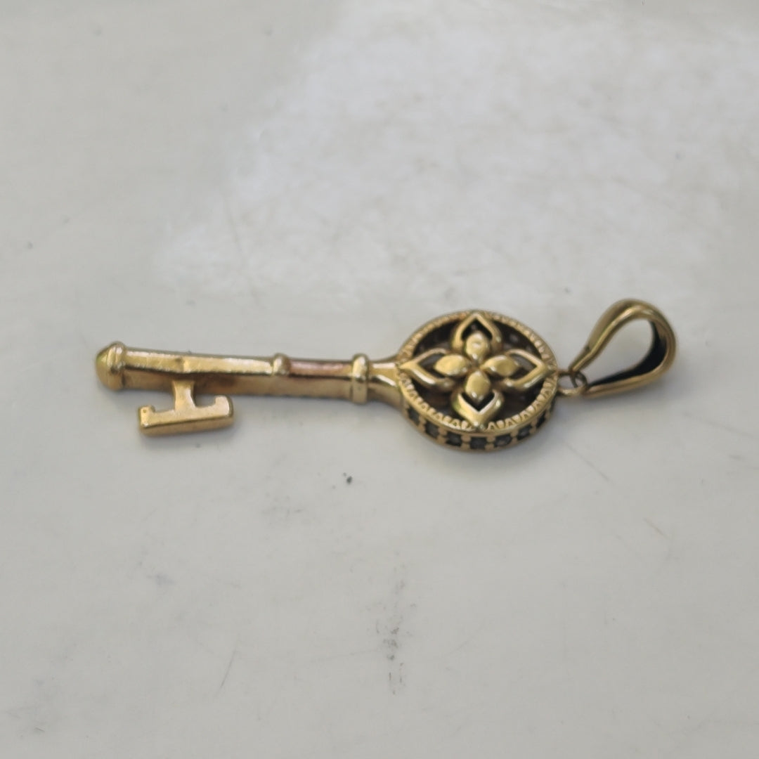 DIJE ORO 10 K 2,40 GRMS (SEMINUEVO)