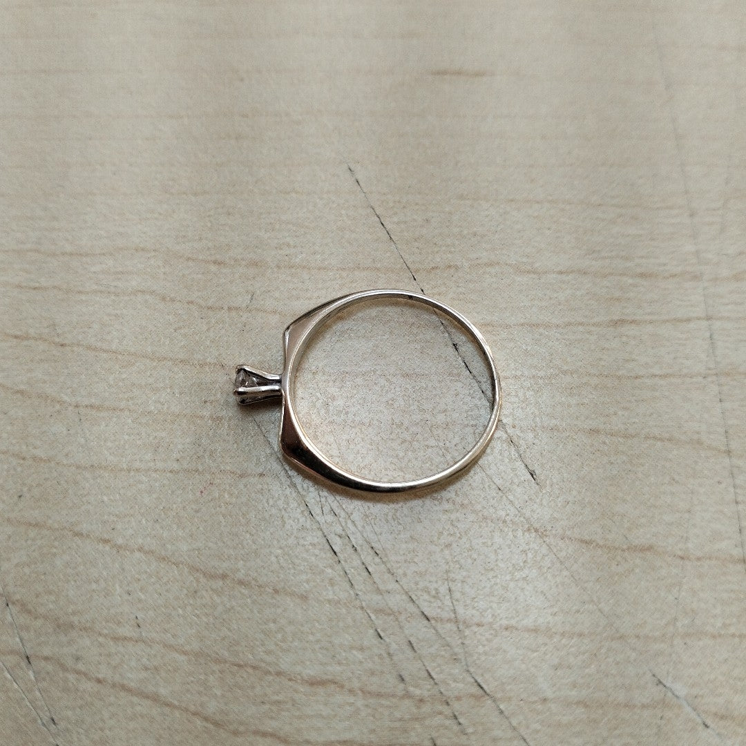 ANILLITO ORO BLANCO 14 K 0.9 GRMS (SEMINUEVO)