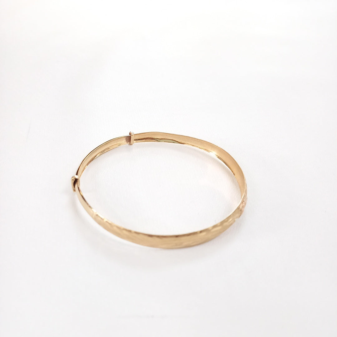 PULSERA RIGIDA ORO 10 K 5.4 GRMS (SEMINUEVO)