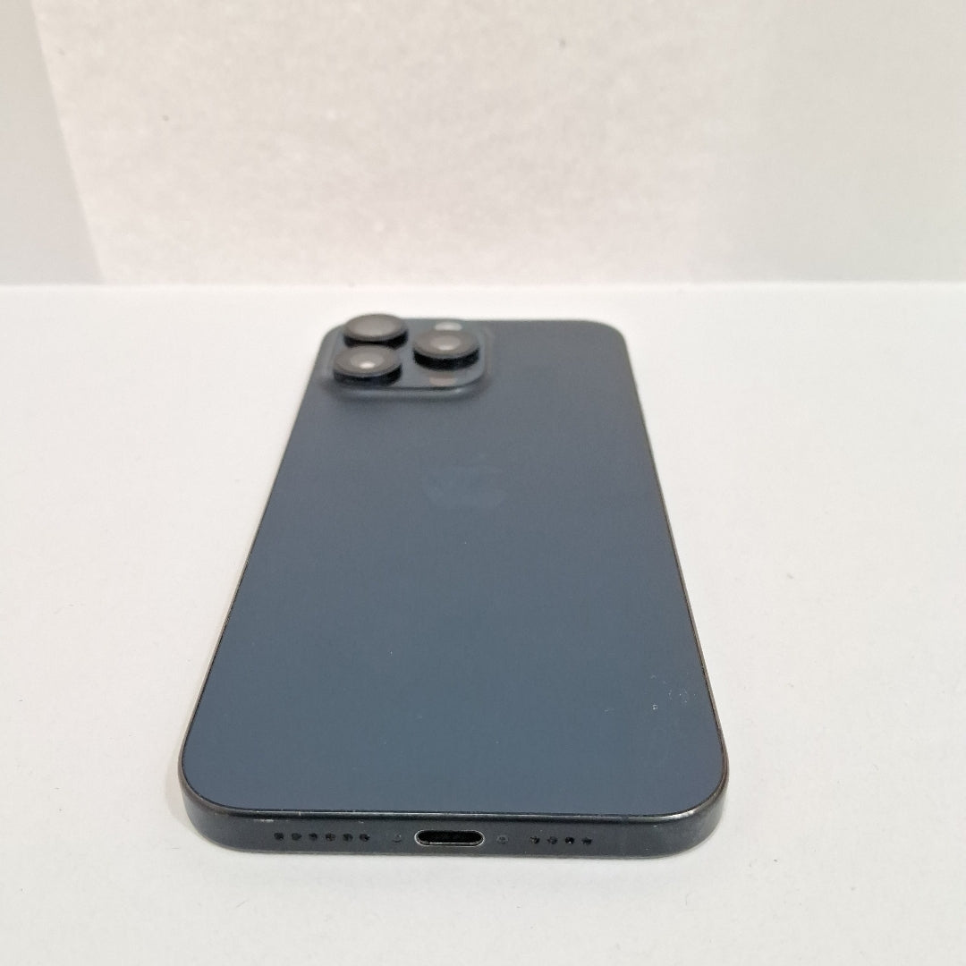 CELULAR APPLE IPHONE 15 PRO MAX A3105 (2023) 256 GB 8 GB RAM (SEMINUEVO)