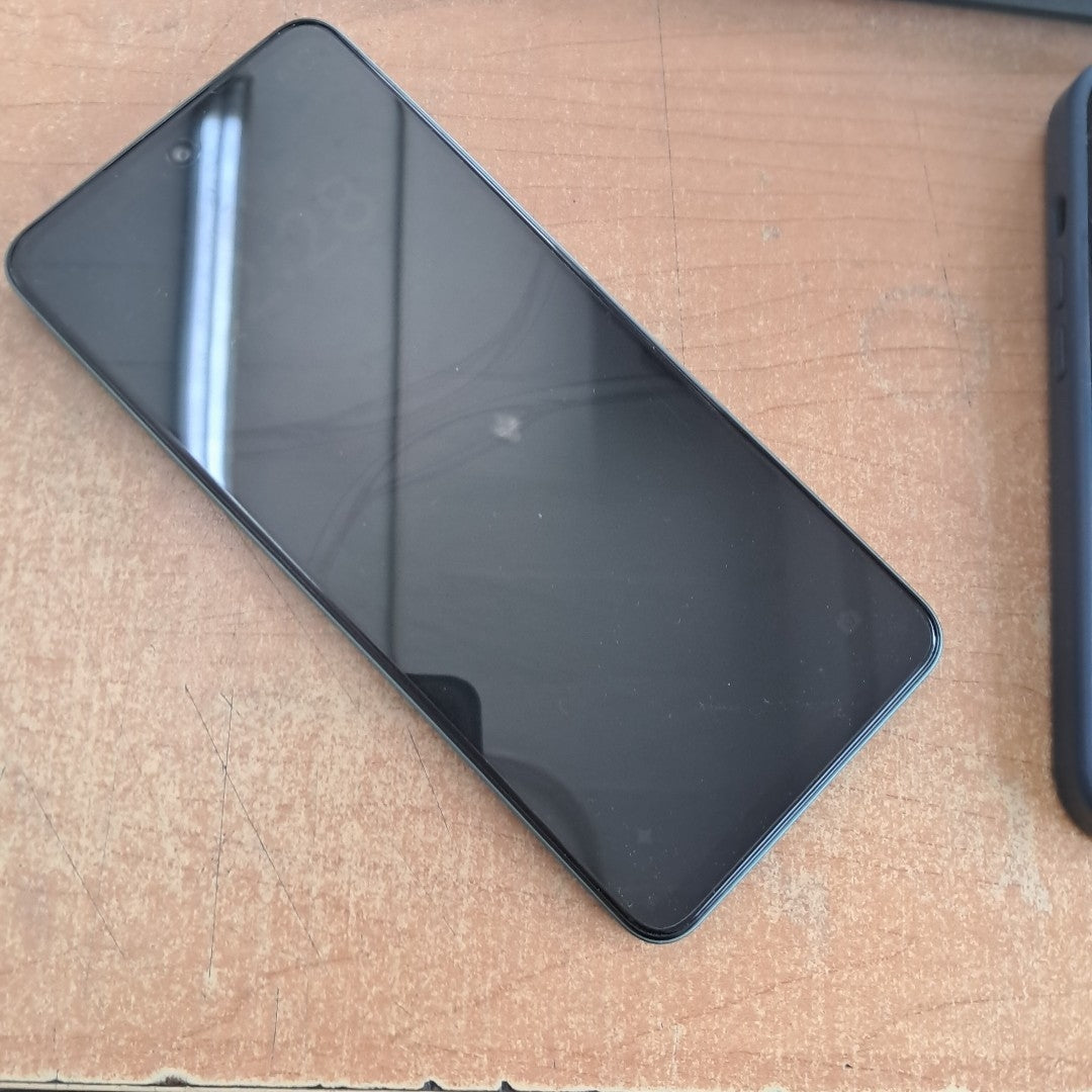 CELULAR OPPO  A5 CPH2727 (2025) 256 GB 4 GB RAM (SEMINUEVO)