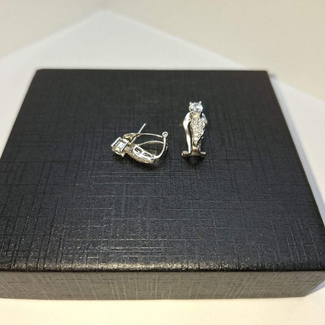 ARETES PAR ORO BLANCO 14 K 3,40 GRMS (SEMINUEVO)