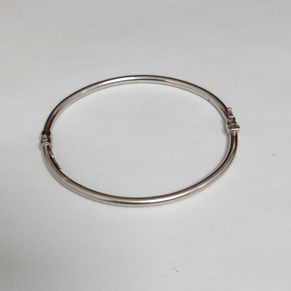 PULSERA RIGIDA ORO BLANCO 14 K 4.8 GRMS (SEMINUEVO)