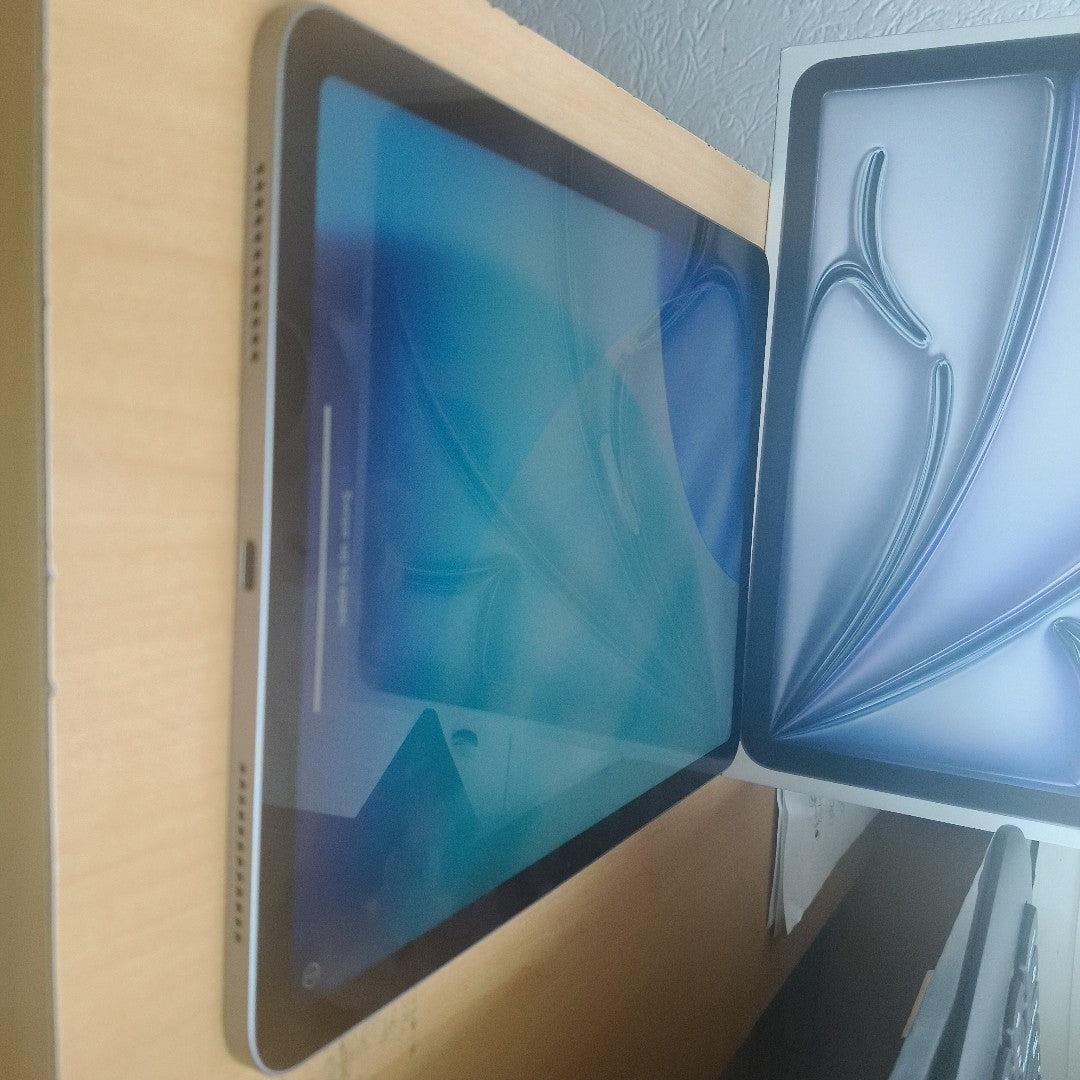 TABLETA APPLE IPAD AIR (M3) 11" A3266 (2025) 128 GB 8 GB RAM (SEMINUEVO)