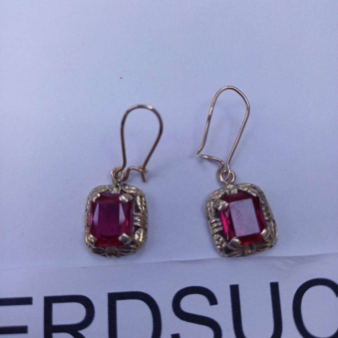ARETES PAR ORO 14 K 4.1 GRMS (SEMINUEVO)
