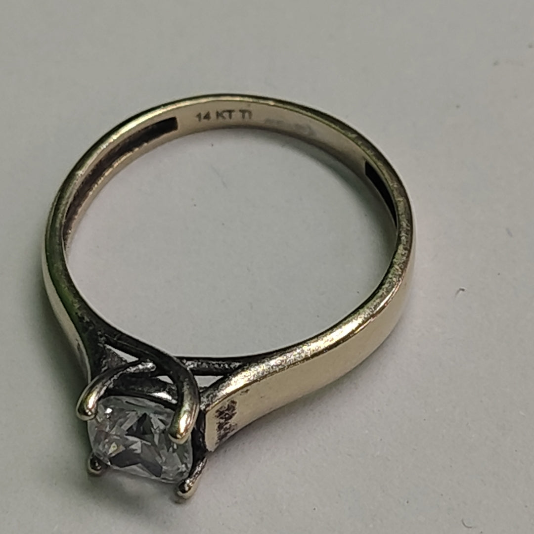 ANILLITO, SOLITARIO ORO 14 K 1.8 GRMS (SEMINUEVO)