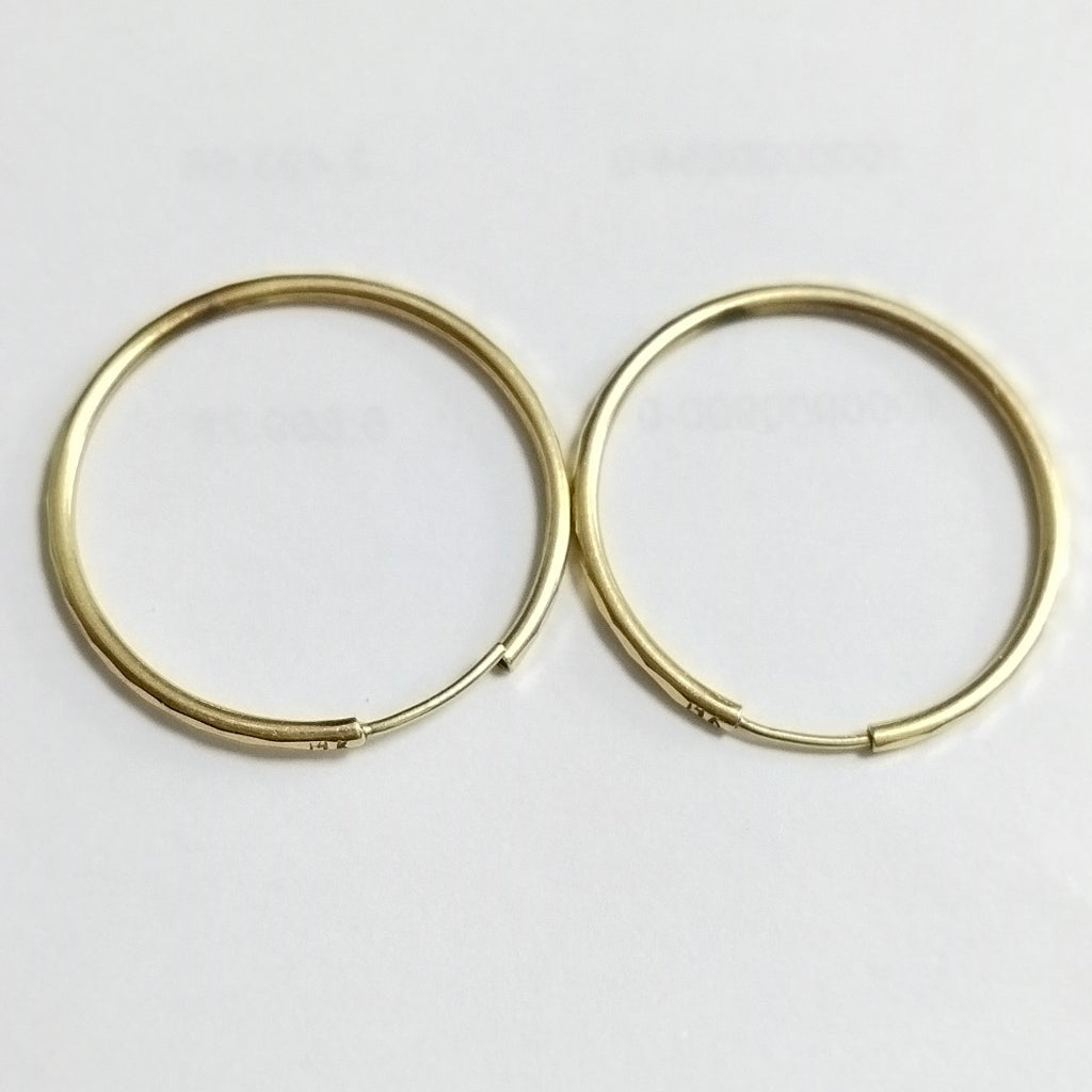 ARRACADAS PAR ORO 14 K 2 GRMS (SEMINUEVO)