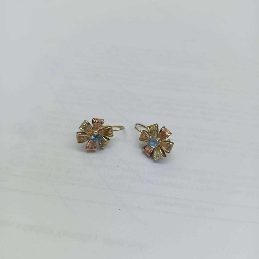 ARRACADAS PAR ORO, RODIADO 8 K 3 GRMS (SEMINUEVO)