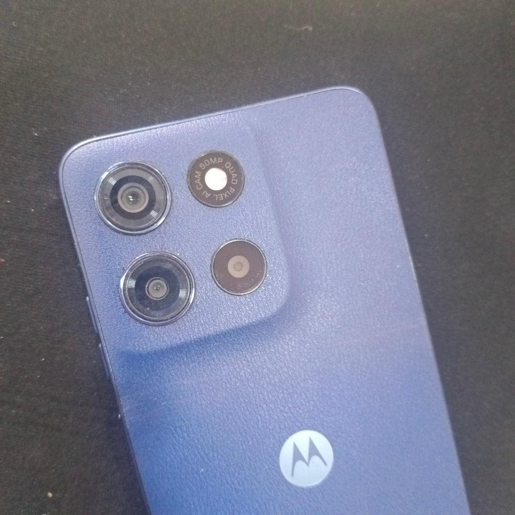 CELULAR MOTOROLA MOTO G15 XT2521-2 (2025) 512 GB 4 GB RAM (SEMINUEVO)