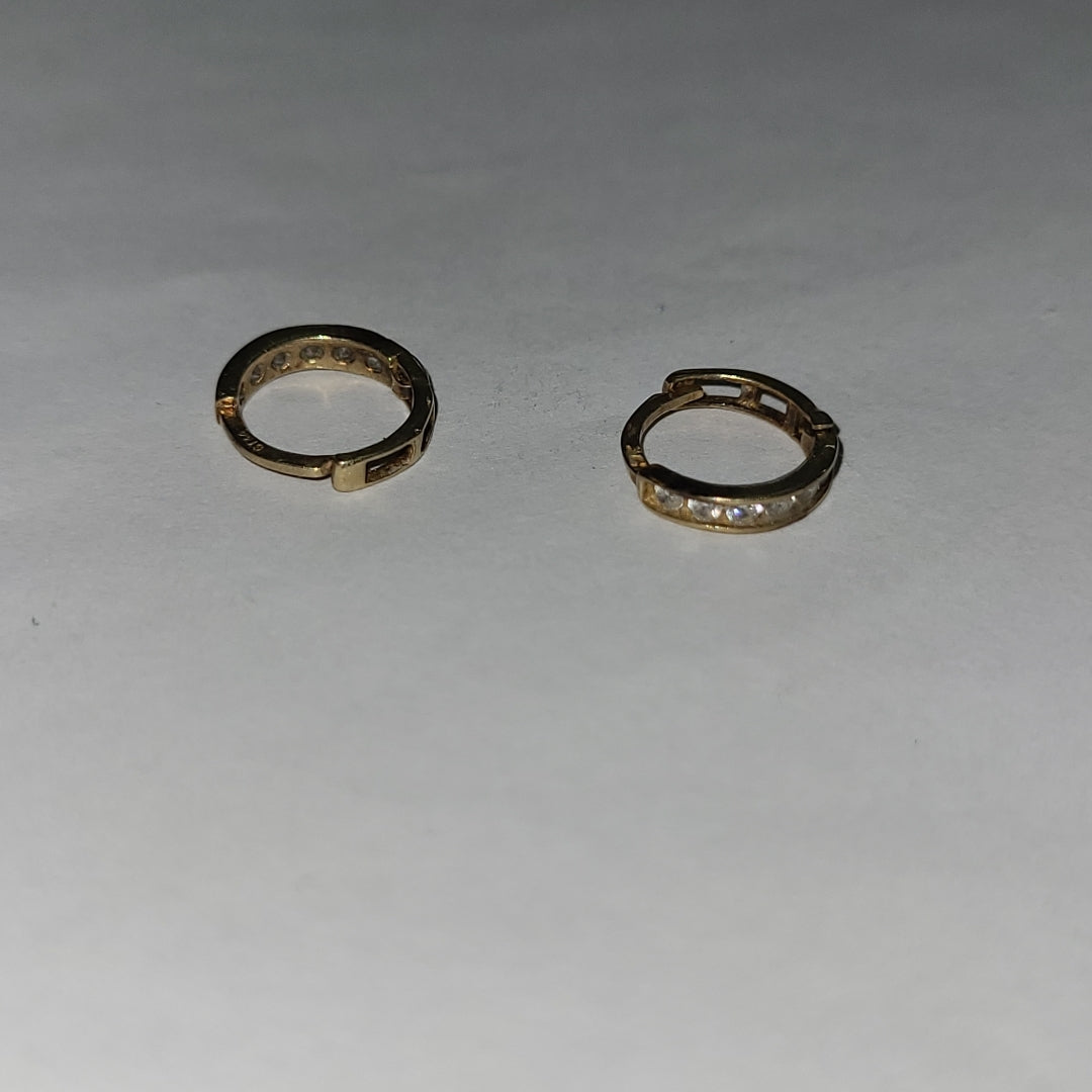 ARRACADAS PAR ORO 10 K 0.6 GRMS (SEMINUEVO)