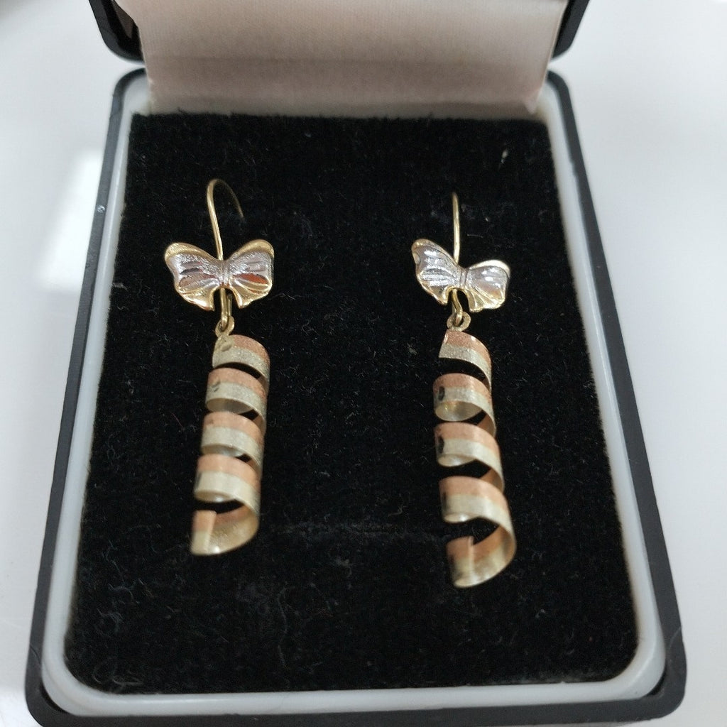 ARETES PAR ORO, ORO COMBINADO 10 K 1.7 GRMS (SEMINUEVO)