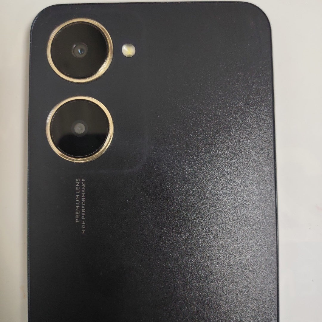 CELULAR VIVO Y03 V2332 (2024) 128 GB 4 GB RAM (SEMINUEVO)