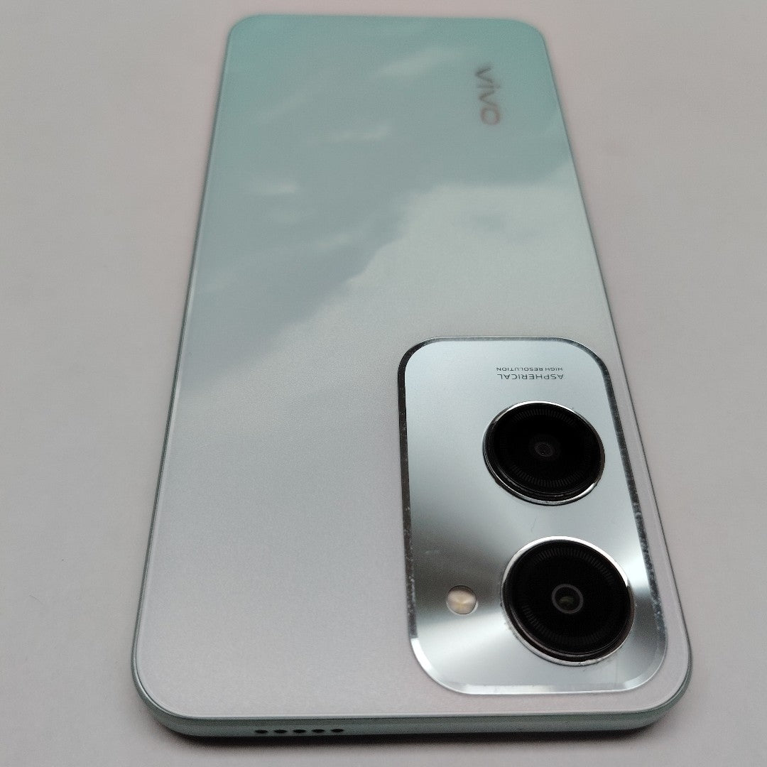 CELULAR VIVO Y18 V2333 256 GB 8 GB RAM (SEMINUEVO)