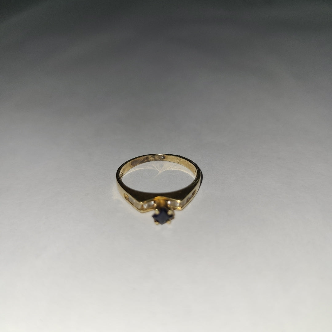 ANILLITO ORO 10 K 1.7 GRMS (SEMINUEVO)