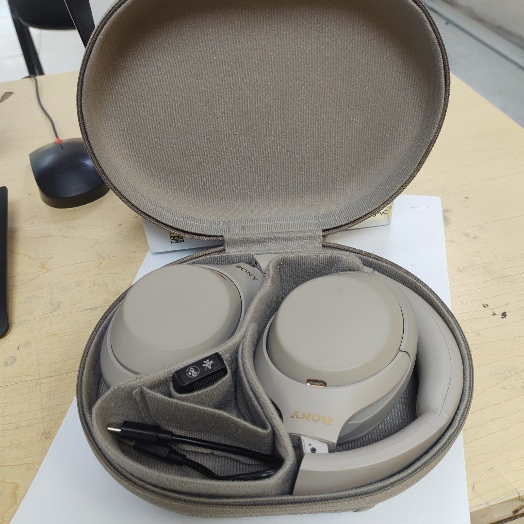 AUDIFONOS SONY WH-1000XM4 INALAMBRICO OVER EAR (SEMINUEVO)