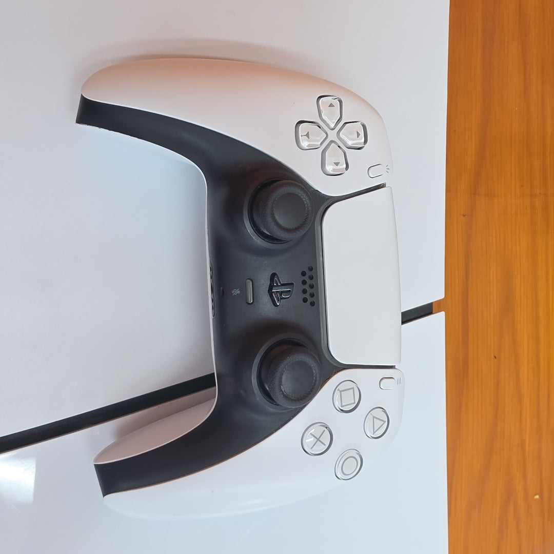 CONSOLA DE VIDEOJUEGO SONY PS5 SLIM 1 TB SSD (SEMINUEVO)