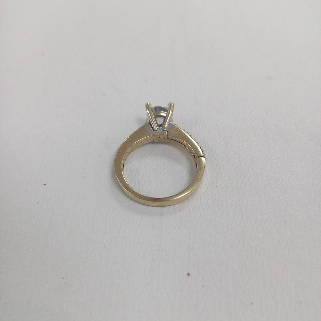 SOLITARIO ORO BLANCO 14 K 3.4 GRMS (SEMINUEVO)