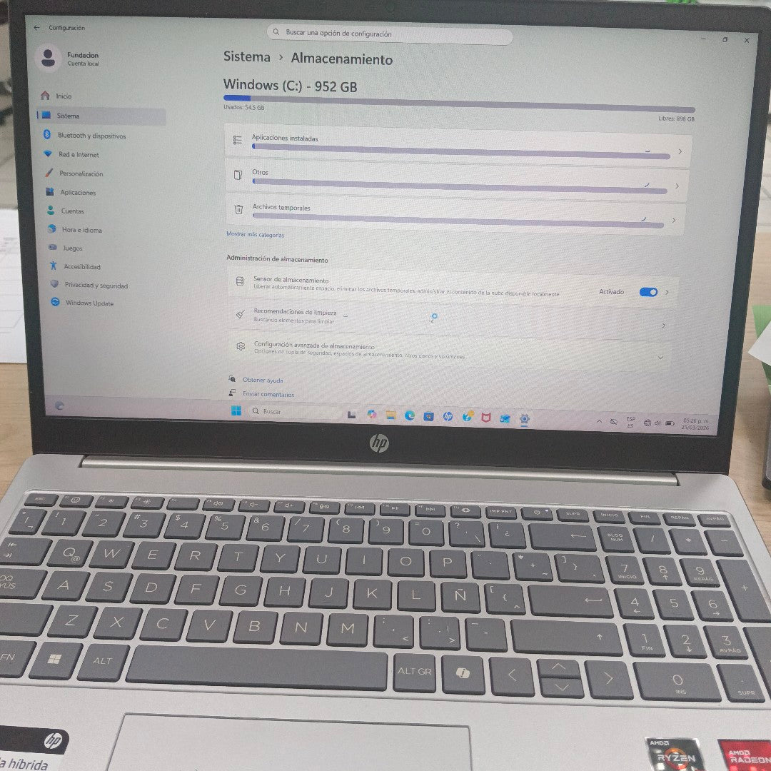 LAPTOP HP 15-FC0276LA (2025) 1 TB SSD 16 GB RAM (SEMINUEVO)