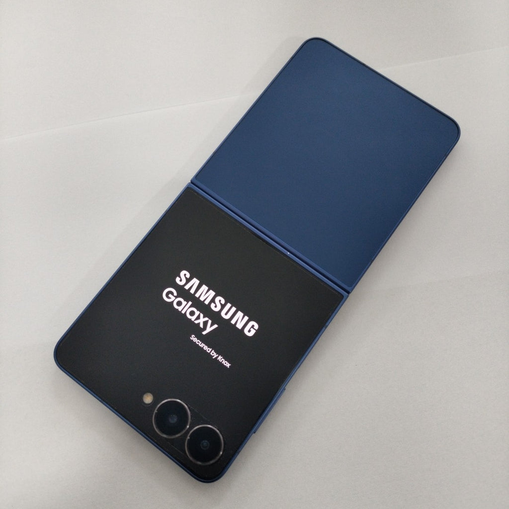 CELULAR SAMSUNG GALAXY Z FLIP 7 SM-F766B (2025) 512 GB 12 GB RAM (SEMINUEVO)