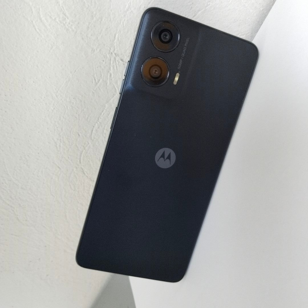 CELULAR MOTOROLA MOTO G24 XT2423-1 (2024) 256 GB 4 GB RAM (SEMINUEVO)