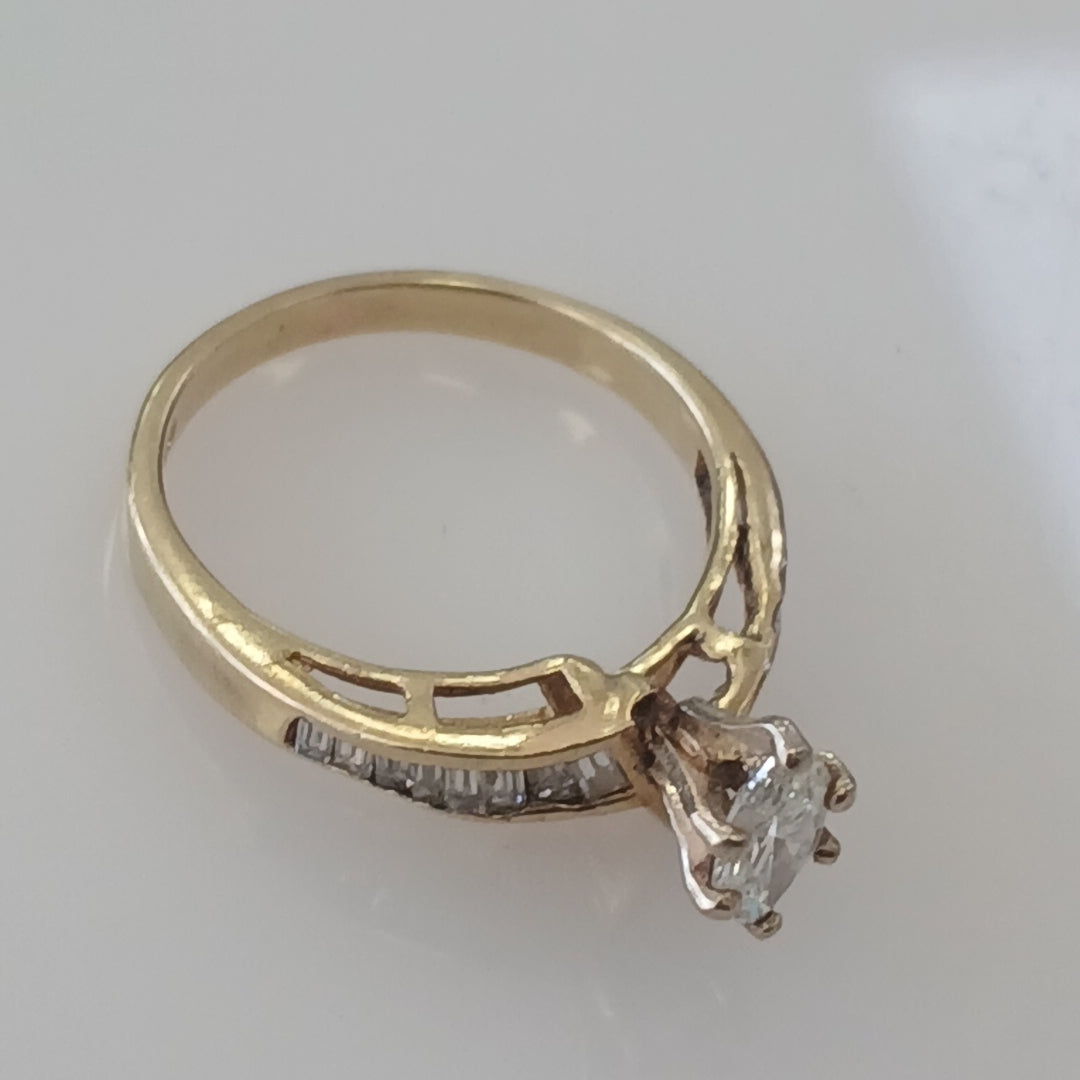 ANILLITO ORO 14 K 2.6 GRMS (SEMINUEVO)