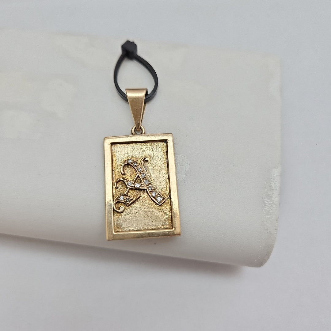 DIJE ORO 14 K 6,40 GRMS (SEMINUEVO)