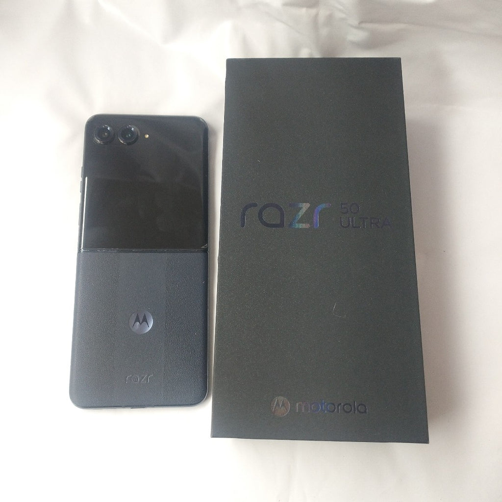 CELULAR MOTOROLA RAZR 50 ULTRA XT2451-3 (2024) 512 GB 12 GB RAM