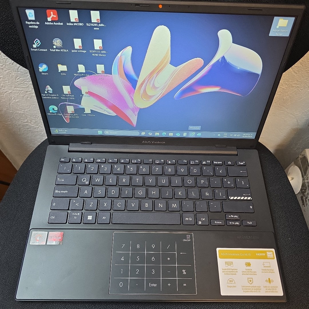 LAPTOP ASUS VIVOBOOK GO 14 E1404FA-NK341W (2024) 512 GB SSD 8 GB RAM (SEMINUEVO)