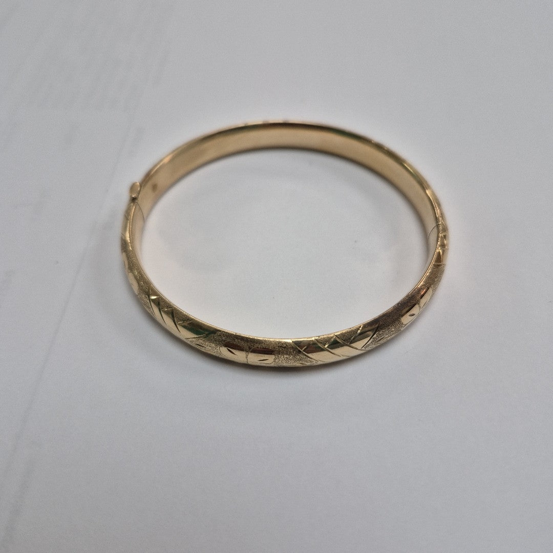 PULSERA RIGIDA ORO 10 K 8.3 GRMS (SEMINUEVO)