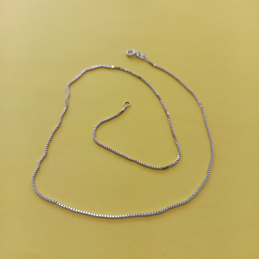 CADENA ORO BLANCO 14 K 2.6 GRMS (SEMINUEVO)
