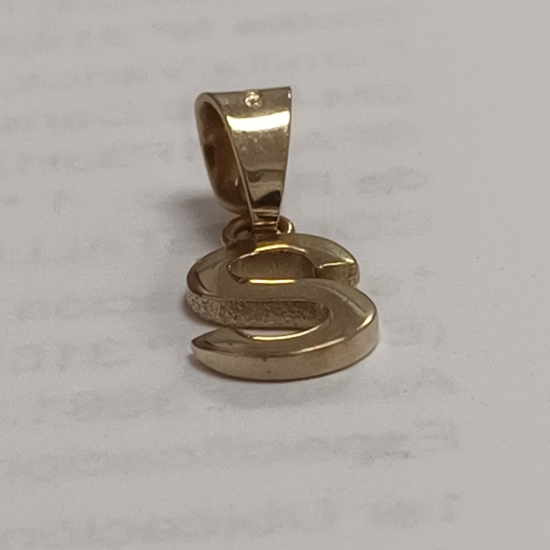 DIJE ORO 10 K 0.7 GRMS (SEMINUEVO)
