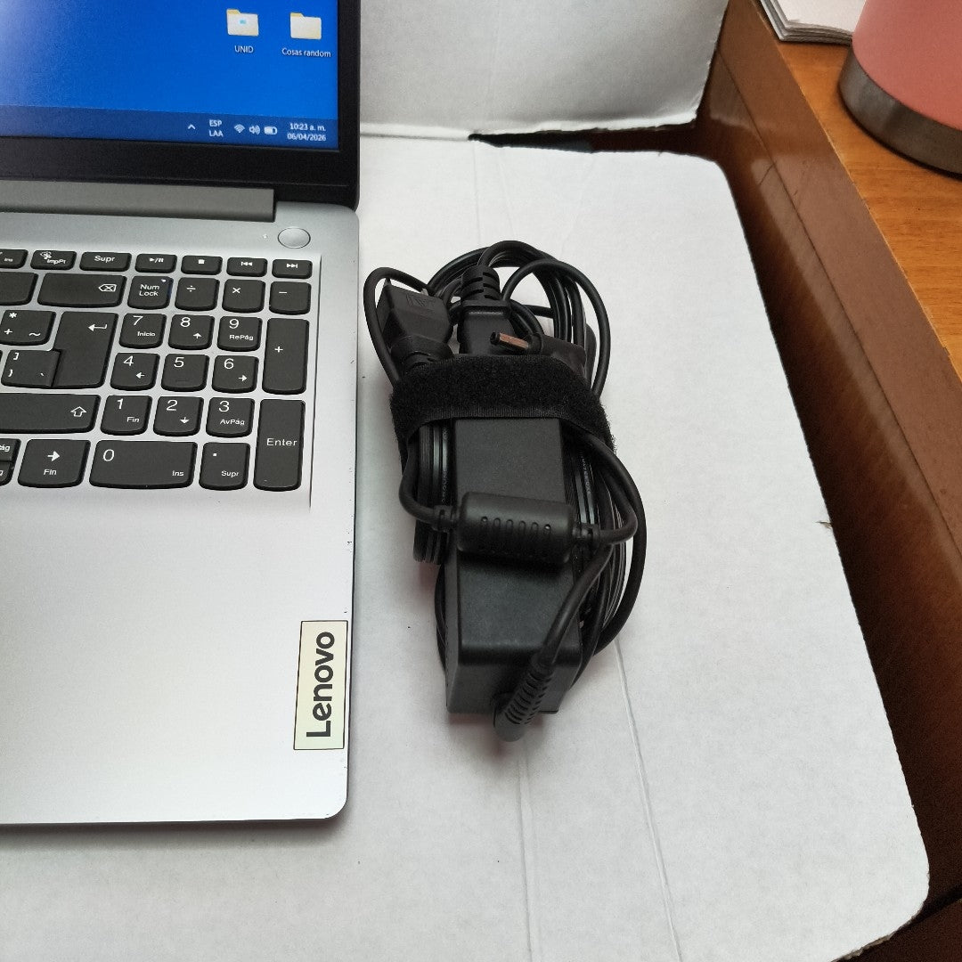 LAPTOP LENOVO IDEAPAD 1 15IGL7 (2024) 256 GB SSD 8 GB RAM (SEMINUEVO)