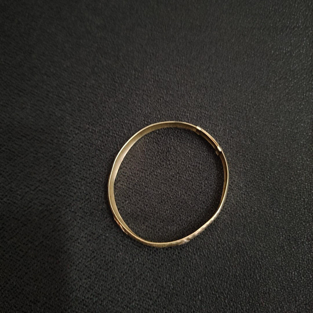 PULSERA RIGIDA ORO 10 K 5.7 GRMS (SEMINUEVO)