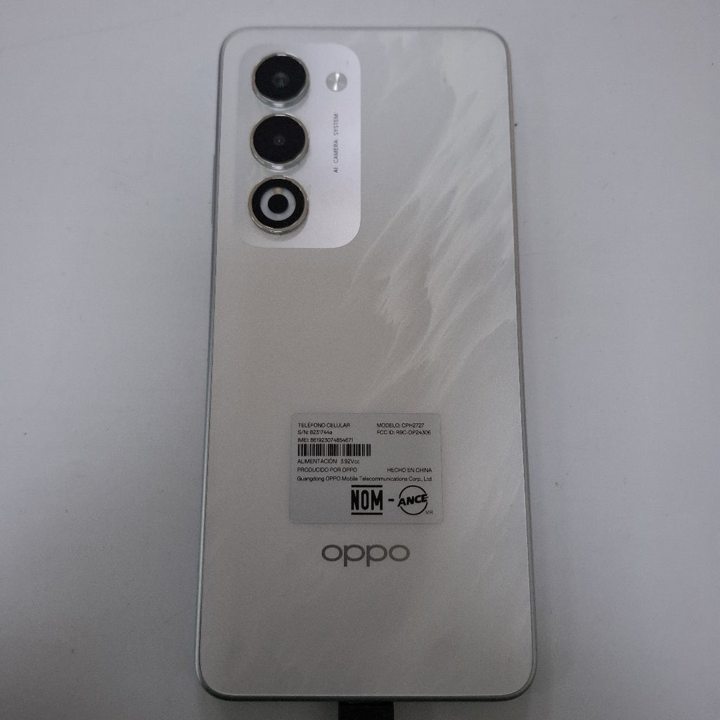 CELULAR OPPO  A5 CPH2727 (2025) 256 GB 4 GB RAM (SEMINUEVO)