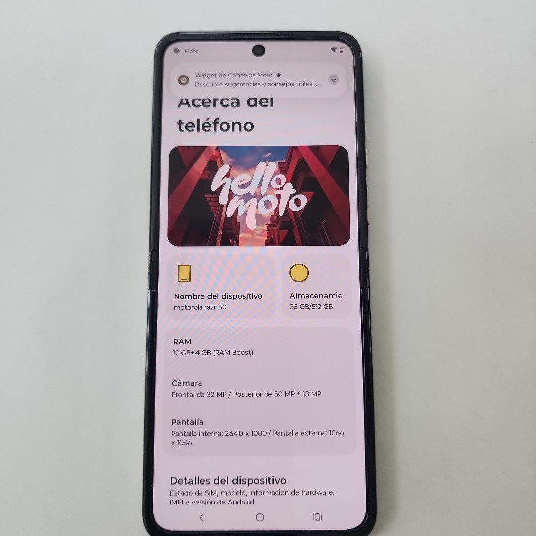 CELULAR MOTOROLA RAZR 50 5G XT2453-1 512 GB 12 GB RAM (SEMINUEVO)