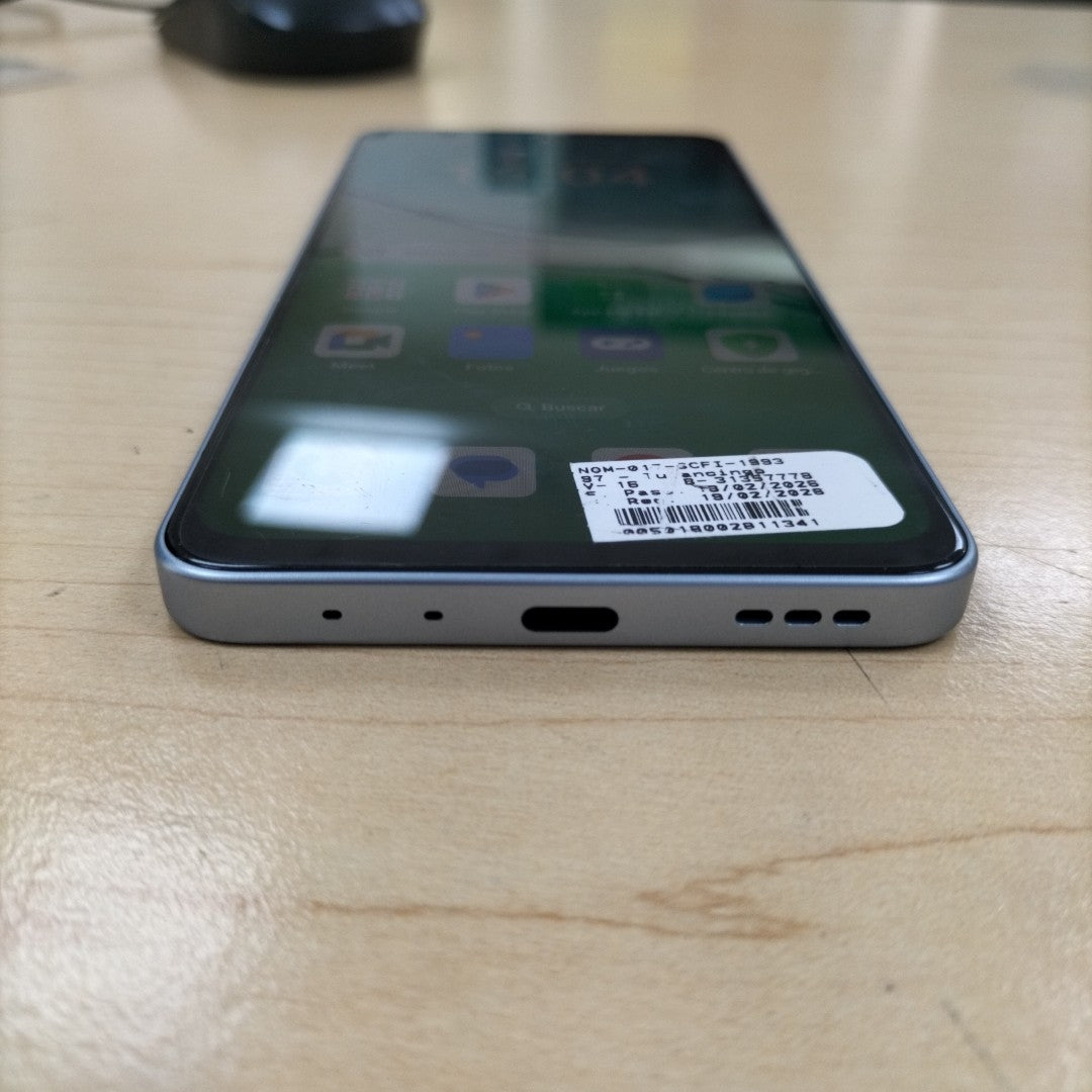 CELULAR OPPO  A5 PRO CPH2711 (2025) 256 GB 8 GB RAM (SEMINUEVO)