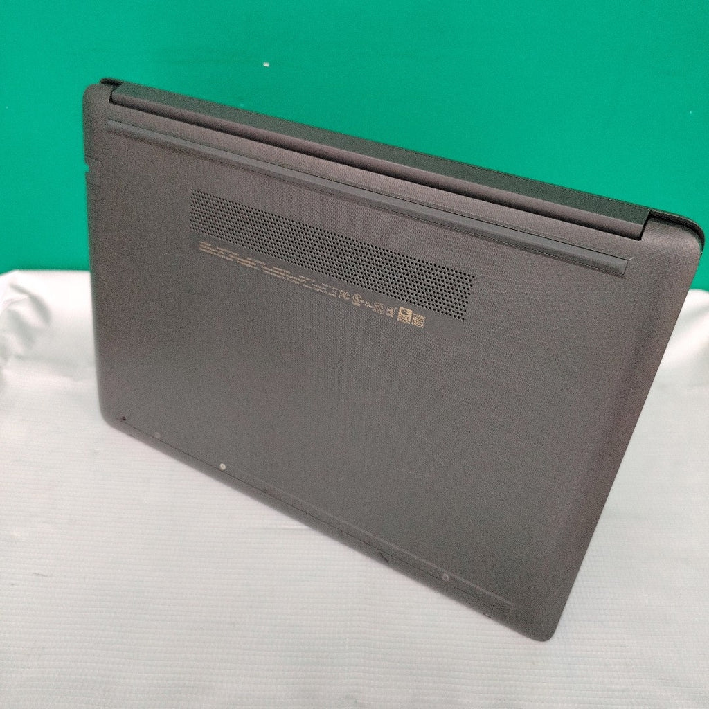 LAPTOP HP 245 G8 (2024) 512 GB SSD 8 GB RAM