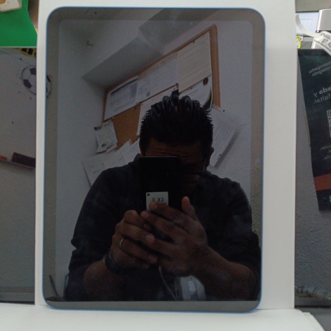 TABLETA APPLE IPAD A16 A3354 (2025) 256 GB 6 GB RAM (SEMINUEVO)