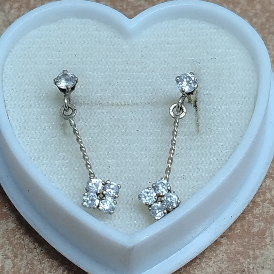 ARETES PAR ORO 10 K 0.8 GRMS (SEMINUEVO)