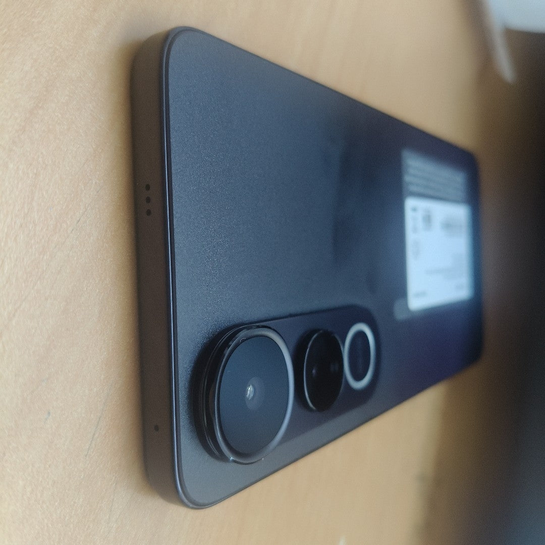 CELULAR VIVO V50 LITE V2441 (2025) 256 GB 8 GB RAM (SEMINUEVO)